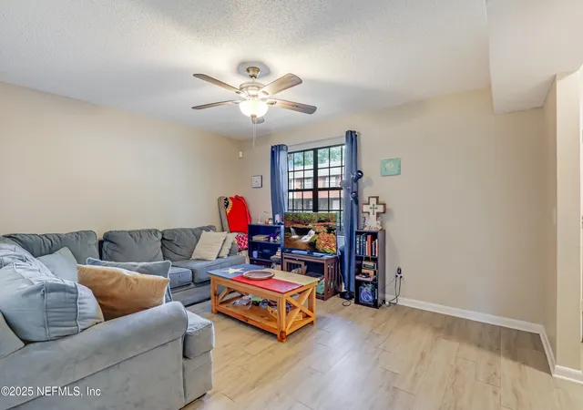 Homes for sale in Orange Park, FL | 503 Kettering Wy, Orange Park, FL 32073 | MLS# 2125463