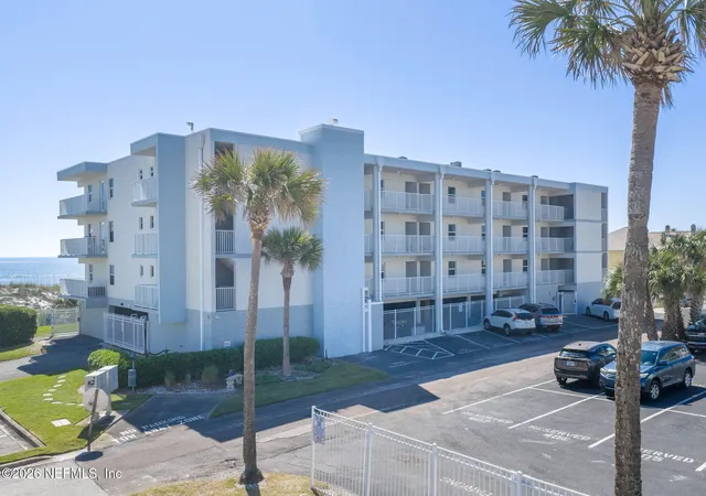 1st image of 10 N 11Th Ave N, Jacksonville Beach, FL 32250