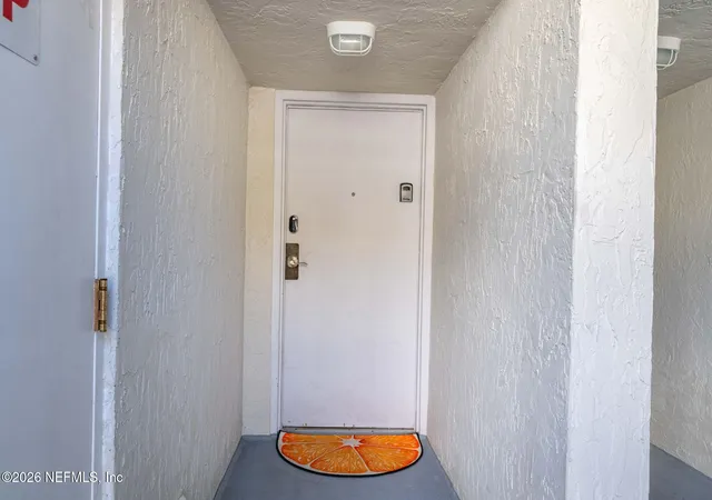 5th image of 10 N 11Th Ave N, Jacksonville Beach, FL 32250