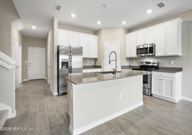 Homes for sale in Jacksonville, FL | 12904 Josslyn Ln, Jacksonville, FL 32246 | MLS# 2125888