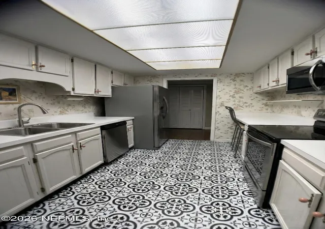 5th image of 2970 St Johns Ave #2D, Jacksonville, FL 32205 | MLS# 2125885