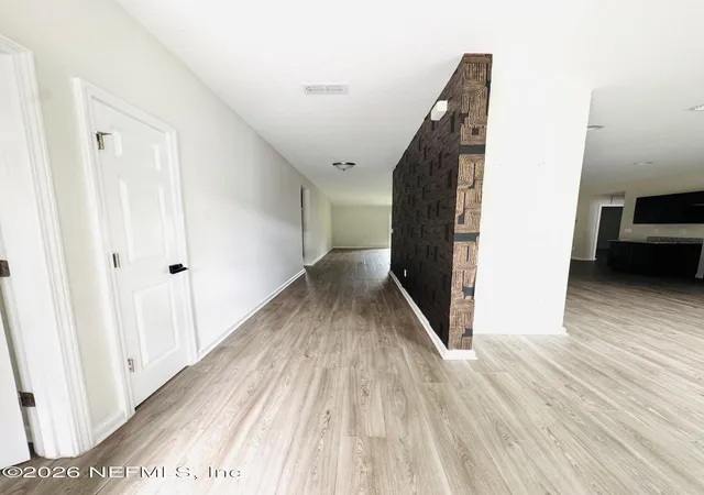 2nd image of 3501 Stillman St, Jacksonville, FL 32207 | MLS# 2126042