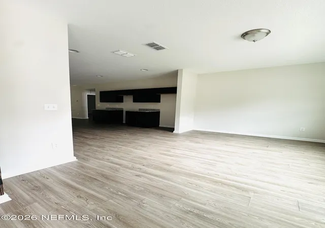 3rd image of 3501 Stillman St, Jacksonville, FL 32207 | MLS# 2126042
