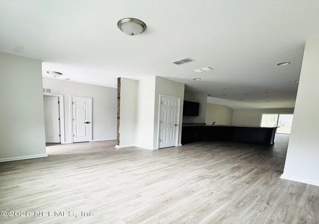 4th image of 3501 Stillman St, Jacksonville, FL 32207 | MLS# 2126042