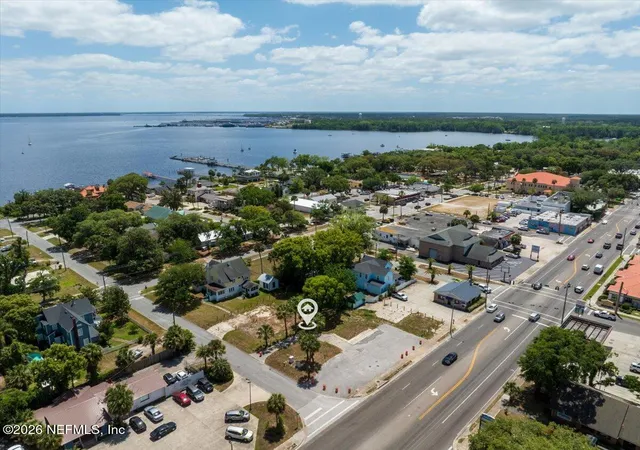 1st image of 208 N Orange Ave N, Green Cove Springs, FL 32043 | MLS# 2127706