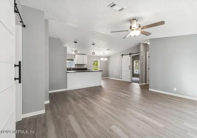 Photo 3 of Sale Pending at 101 Ridgewood Ave, Interlachen, FL 32148 | MLS# 2126209 | Listing updated on 2026-09-01