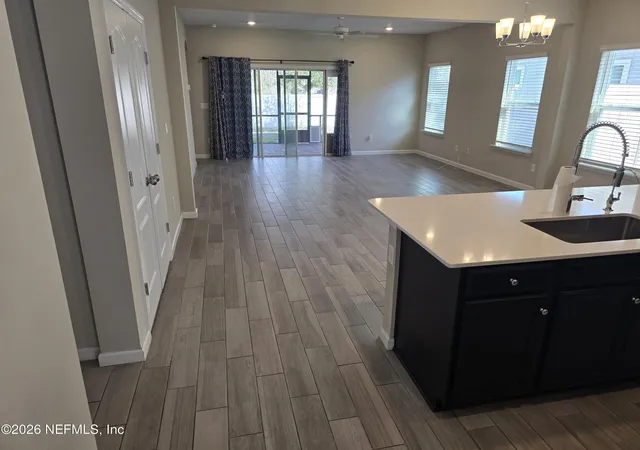5th image of 10303 Pavnes Creek Dr, Jacksonville, FL 32222 | MLS# 2126278