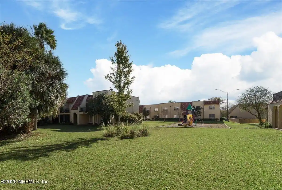 Listing Photo 37 - Condo for sale in 6654 Bell Tower Ct located at 6654 Bell Tower Ct, Jacksonville, FL 32217 - Unit 6654 Bell Tower Ct