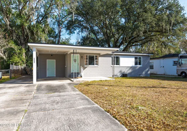 4th image of 5833 Norde Dr E, Jacksonville, FL 32244 | MLS# 2127001