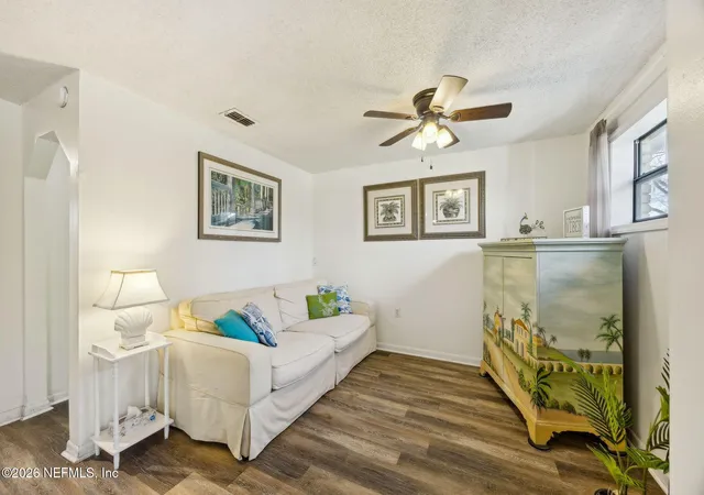 Homes for sale in Fernandina Beach, FL | 1306 S 4Th St, Fernandina Beach, FL 32034 | MLS# 2126609