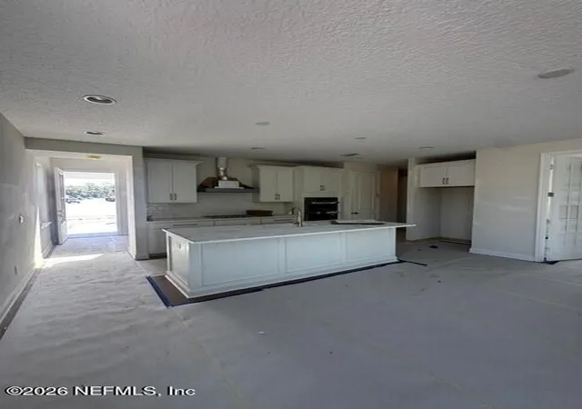 Photo 3 of Single family home for sale at 12115 Mariposa Ave, Jacksonville, FL 32256 | MLS# 2126751 | Listing updated on 2026-09-12