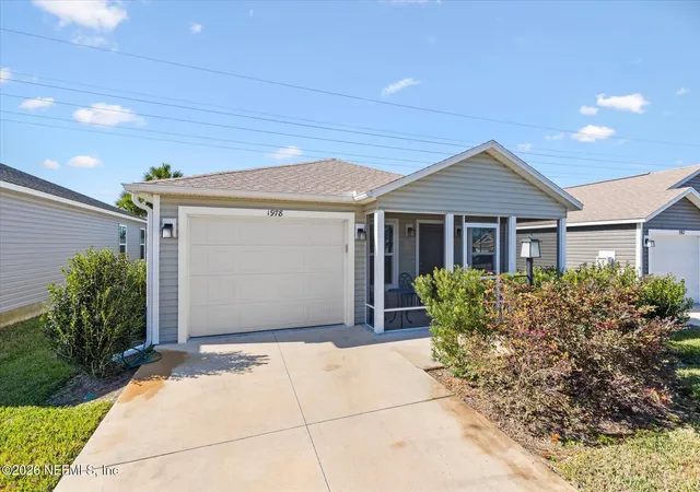 Photo 3 of Sale Pending at 1978 Lockett Ln, The Villages, FL 34762 | MLS# 2126905 | Listing updated on 2026-05-28