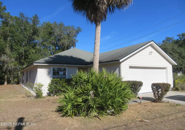 2nd image of 1500 Spruce St, Green Cove Springs, FL 32043 | MLS# 2128014