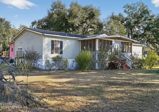 Photo 3 of Manufactured home for sale at 7638 Sundown Crk Rd, Greenville, FL 32331 | MLS# 2128308 | Listing updated on 2026-07-30