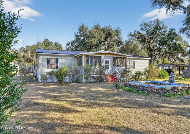 Photo 4 of Manufactured home for sale at 7638 Sundown Crk Rd, Greenville, FL 32331 | MLS# 2128308 | Listing updated on 2026-07-30