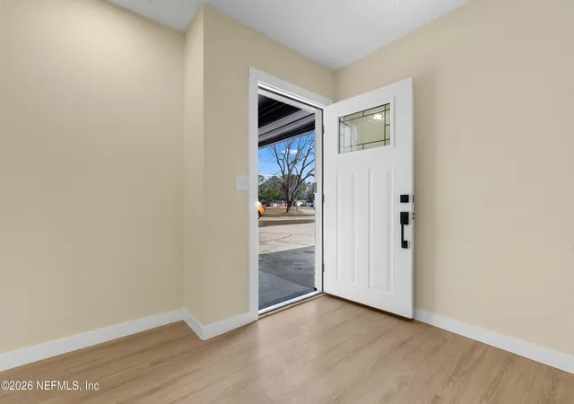 4th image of 7738 Rondeau Dr E, Jacksonville, FL 32217 | MLS# 2128495