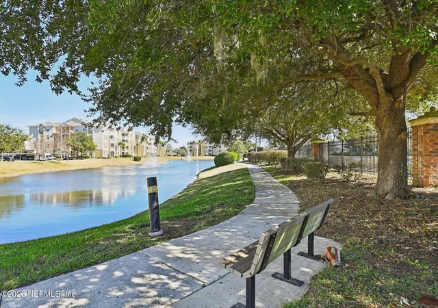 Homes for sale in Jacksonville, FL | 7801 Point Meadows Drive, Jacksonville, FL 32256 | Houzeo