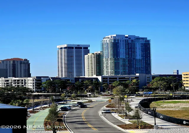 4th image of 1910 Prudential Dr, Jacksonville, FL 32207 | MLS# 2128737