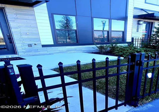 5th image of 1910 Prudential Dr, Jacksonville, FL 32207 | MLS# 2128737