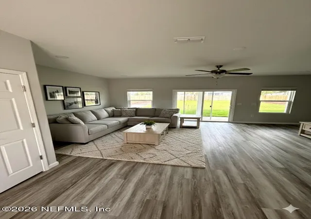 Photo 3 of Sale Pending at 8627 Crystalline Ln, Jacksonville, FL 32221 | MLS# 2128842 | Listing updated on 2026-06-12