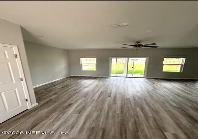 Photo 4 of Sale Pending at 8627 Crystalline Ln, Jacksonville, FL 32221 | MLS# 2128842 | Listing updated on 2026-06-12