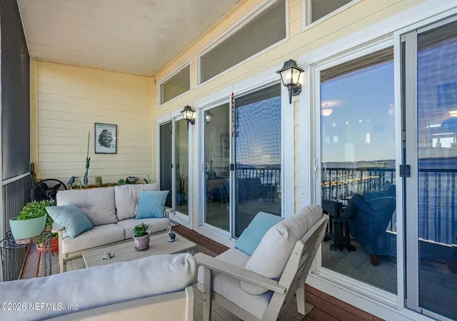 Photo 3 of Sale Pending at 315 Scenic Point Ln, Fleming Island, FL 32003 | MLS# 2128978 | Listing updated on 2026-09-08