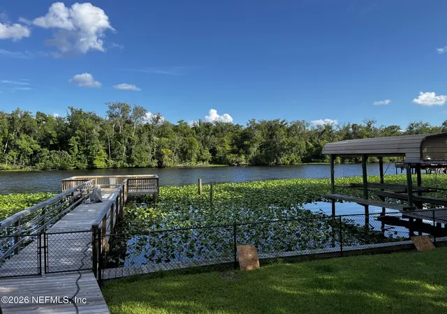 Photo 2 of Manufactured home for sale at 334 Paradise Cir, Satsuma, FL 32189 | MLS# 2136708 | Listing updated on 2026-08-20