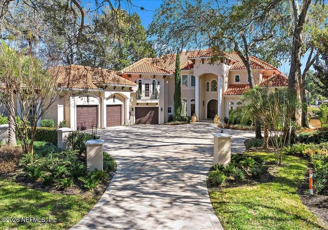 2nd image of 821 Queens Harbor Blvd, Jacksonville, FL 32225 | MLS# 2130192