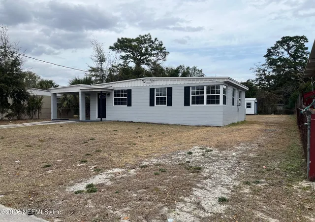 3rd image of 10547 Briarcliff Rd E, Jacksonville, FL 32218 | MLS# 2130485