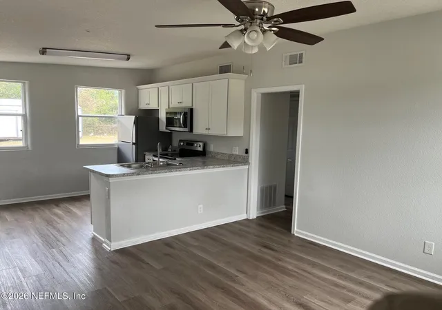 5th image of 10547 Briarcliff Rd E, Jacksonville, FL 32218 | MLS# 2130485