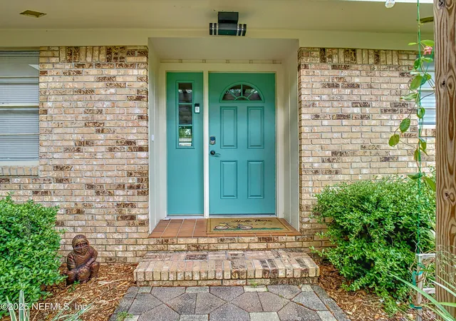 Photo 3 of Single family home for sale at 460 Lobelia Rd, St. Augustine, FL 32086 | MLS# 2130530 | Listing updated on 2026-09-01