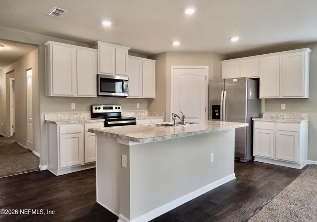 Homes for sale in Green Cove Springs, FL | 3577 Twin Falls Dr, Green Cove Springs, FL 32043 | MLS# 2131467