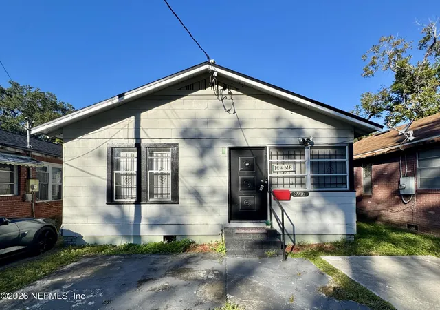 1st image of 3916 N Davis St, Jacksonville, FL 32209 | MLS# 2131488