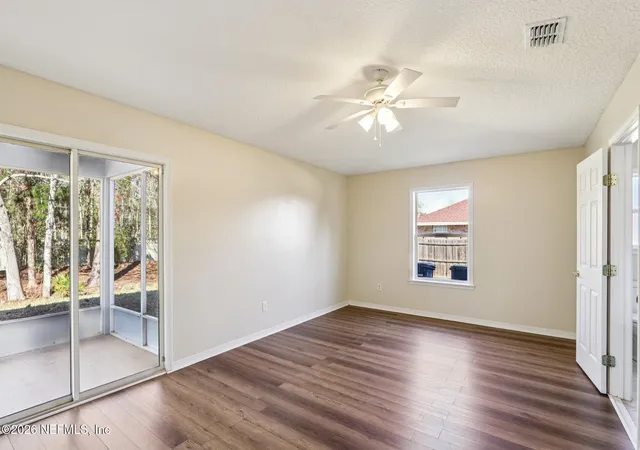 3rd image of 15678 Moss Hollow Dr, Jacksonville, FL 32218 | MLS# 2131686