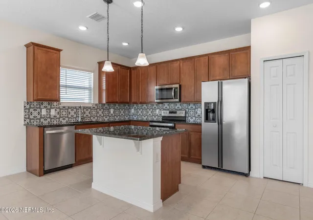 3rd image of 3 Oakleaf Wy, Palm Coast, FL 32137 | MLS# 2132026