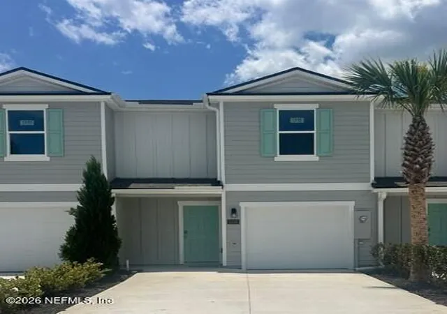 Homes for sale in Green Cove Springs, FL | 1330 Quiet Roost Pl, Green Cove Springs, FL 32043 | MLS# 2133039