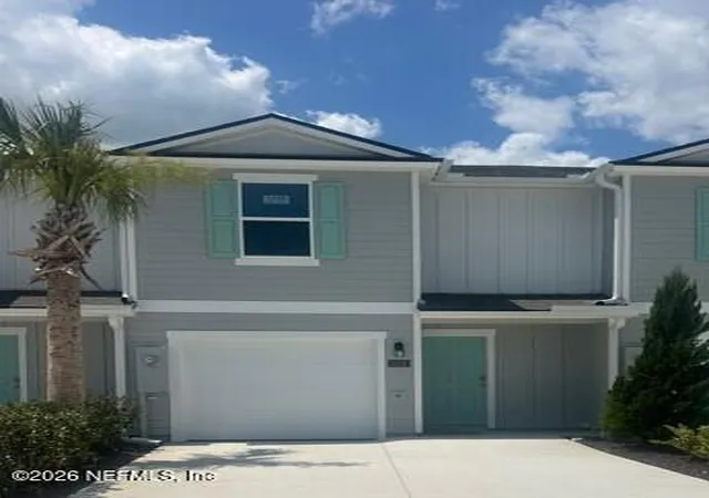 Homes for sale in Green Cove Springs, FL | 1318 Quiet Roost Pl, Green Cove Springs, FL 32043 | MLS# 2133044