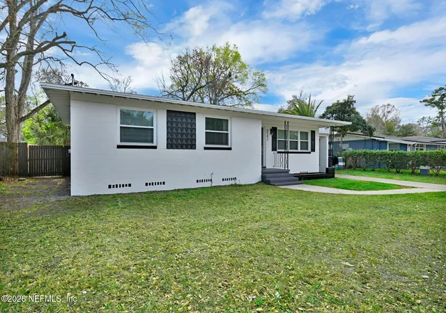 Homes for sale in Jacksonville, FL | 6542 Wilson Blvd, Jacksonville, FL 32210 | MLS# 2133180