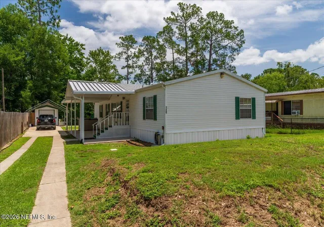 Photo 3 of Manufactured home for sale at 120 Waterway Ave, Satsuma, FL 32189 | MLS# 2133192 | Listing updated on 2026-07-03