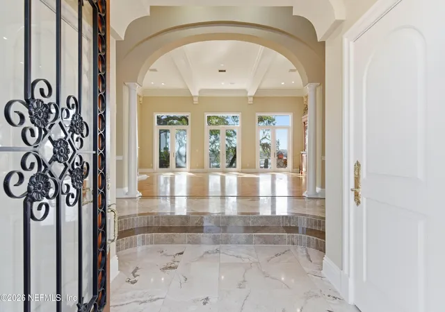 4th image of 1049 Shipwatch Dr E, Jacksonville, FL 32225 | MLS# 2133756