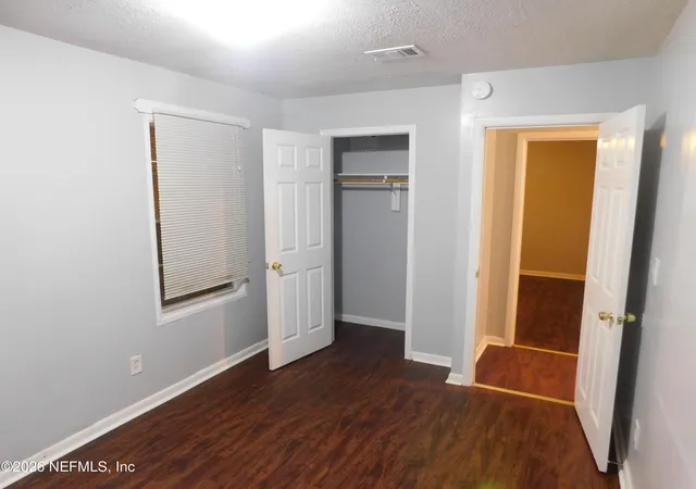 4th image of 926 Pheasant Dr, Jacksonville, FL 32218 | MLS# 2133859