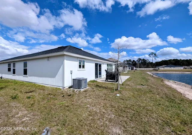 2nd image of 10404 Collins Field Cir, Jacksonville, FL 32222 | MLS# 2133903