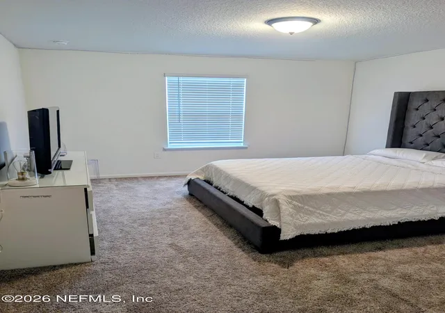 5th image of 10404 Collins Field Cir, Jacksonville, FL 32222 | MLS# 2133903