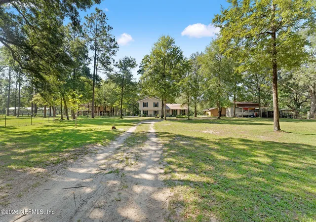 Homes for sale in Saint George, GA | 323 St Marys River Bluff Rd, Saint George, GA 31562 | MLS# 2134431