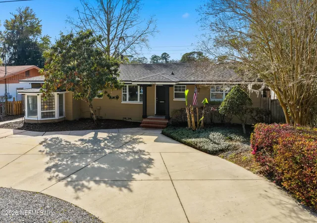 Photo 2 of Single family home for sale at 2438 Buttonwood Dr, Jacksonville, FL 32216 | MLS# 2134630 | Listing updated on 2026-09-01