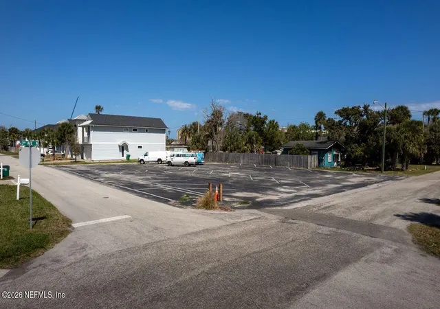 13th image of 435 3rd Ave N, Jacksonville Beach, FL 32250 | MLS# 2134517
