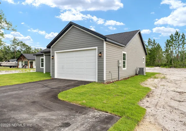 Photo 3 of Sale Pending at 9284 SW Cr 18, Hampton, FL 32044 | MLS# 2136334 | Listing updated on 2026-09-06