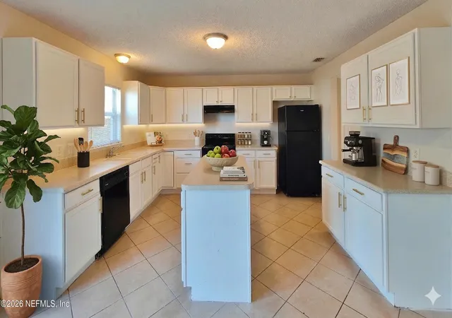 Homes for sale in Jacksonville, FL | 1442 Seawolf Trl N, Jacksonville, FL 32221 | MLS# 2135178