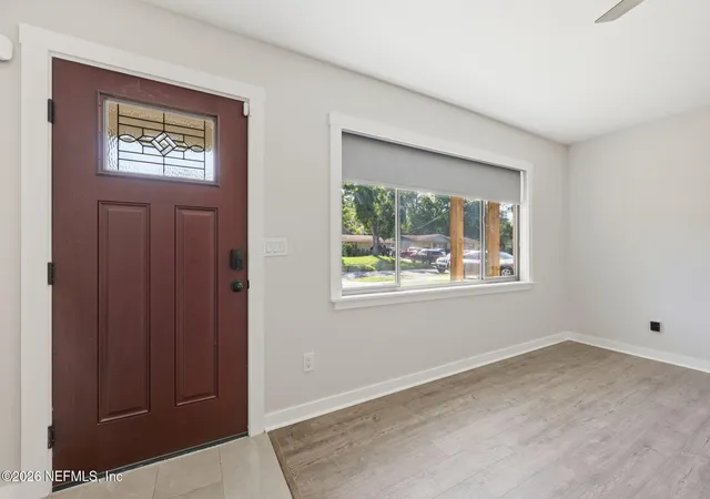 3rd image of 2904 E Loran Dr, Jacksonville, FL 32216 | MLS# 2141520