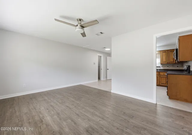 4th image of 2904 E Loran Dr, Jacksonville, FL 32216 | MLS# 2141520